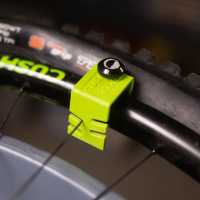 CushCore-Bead-Bro-Spoke-Clip-scaled.jpg