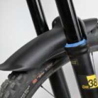 ohlins_dh38m1_racing_mudguard_right_rear_view-160x160.jpg