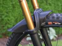 FOX36MY18_racing_title-2.jpg