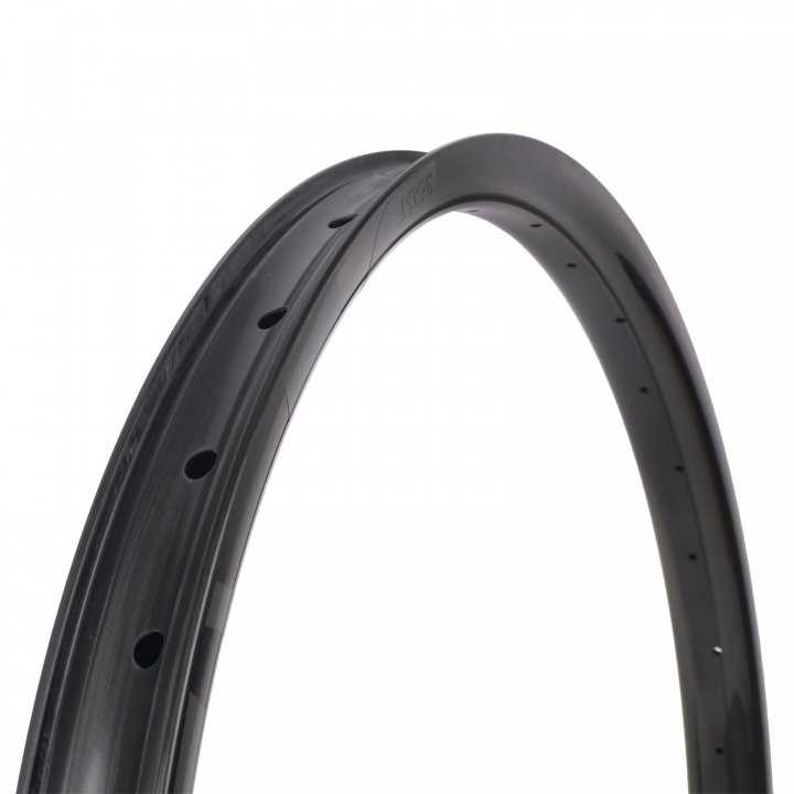 beast-components-hy35-275-inch-carbon-e-mtb-rim-ud-black1-1057708.jpg