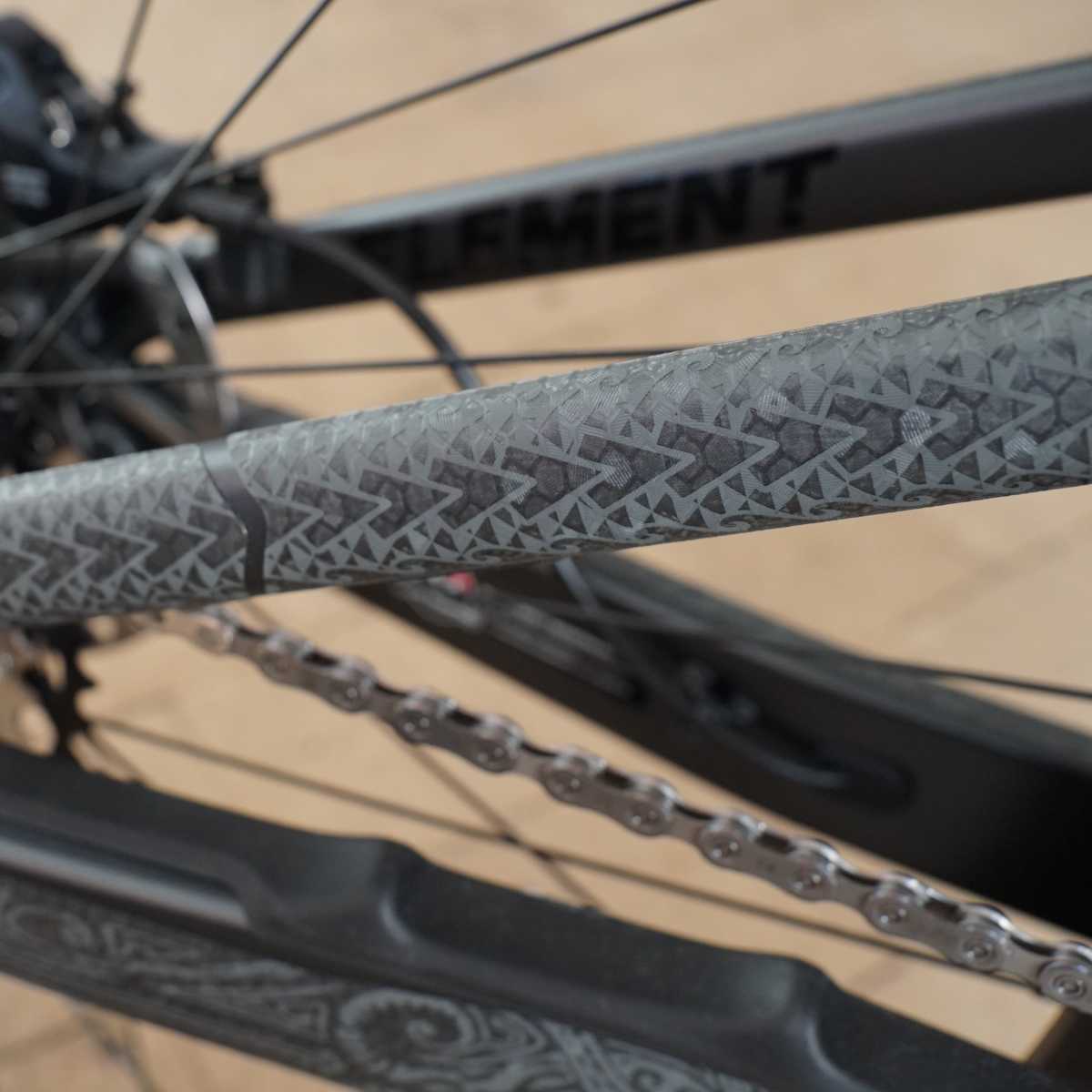 chain-tape-3000-maori-grey22_6-min.jpg