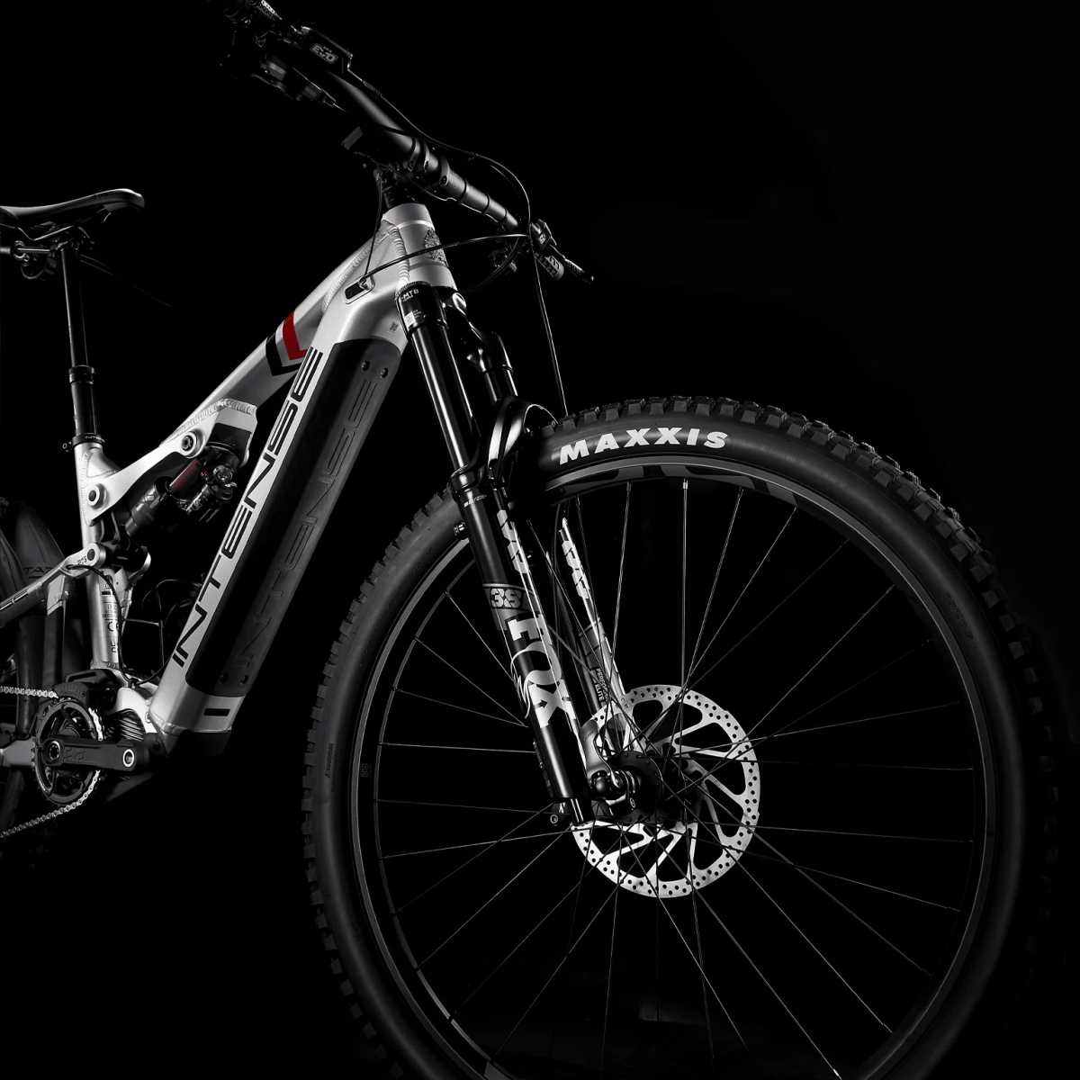 ShopINTENSECyclesEnduroeBikeTazerAlloyProE-PerformanceMountainBikeforsaleonlineoratauthorizeddealers_1800x1800.jpg