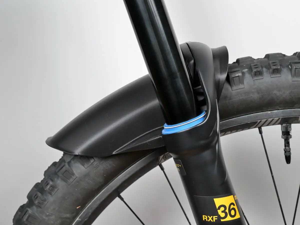 rxf36m2_mini_mudguard_right_view1.jpg