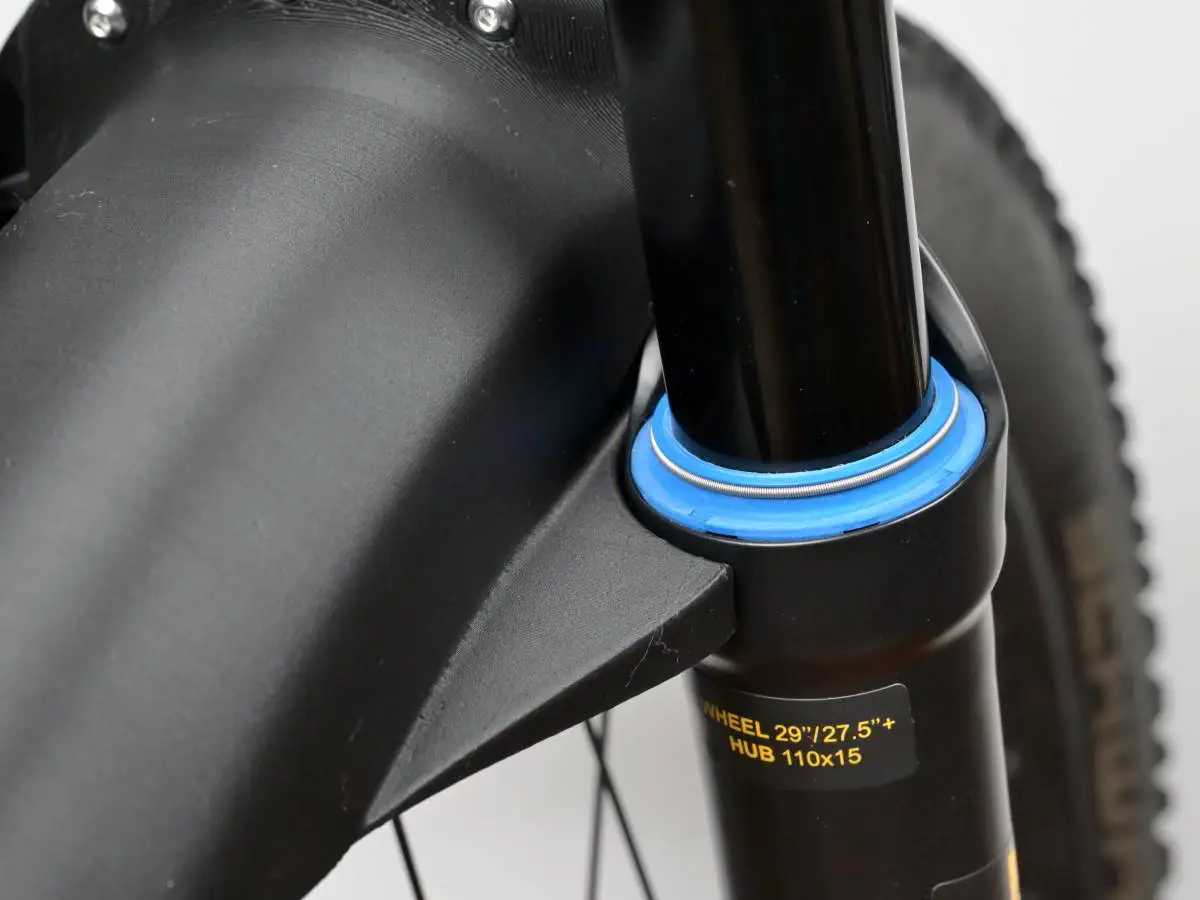 rxf36m2_mini_mudguard_seal_protector.jpg
