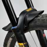 ohlins_dh38m1_racing_mudguard_right_front_view_1-160x160.jpg