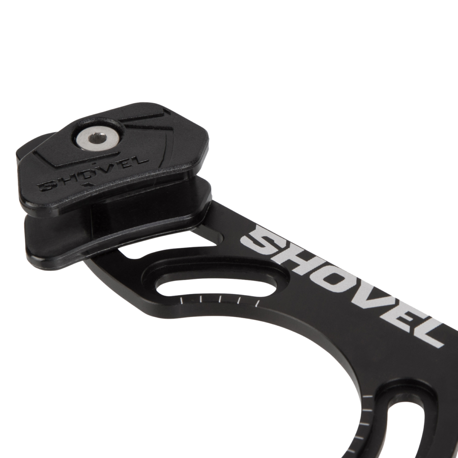E8CG01 (Black)1.png