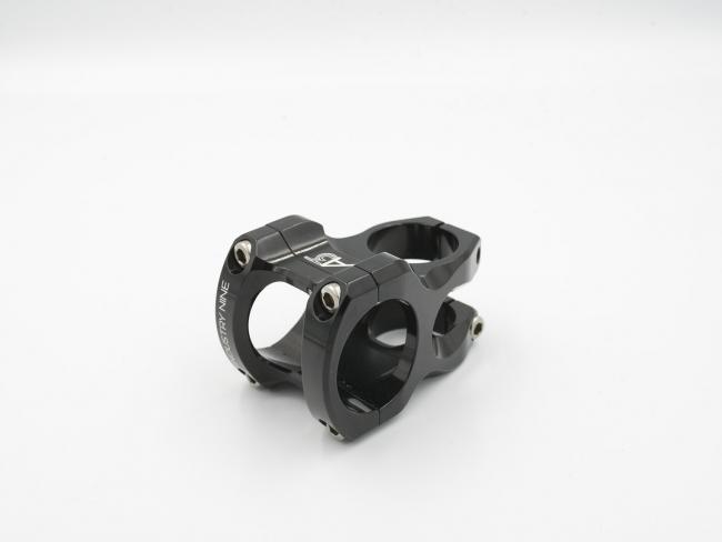 Industry Nine A35 - czarny