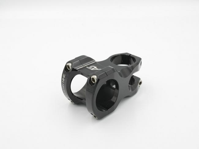 Industry Nine A35 - czarny