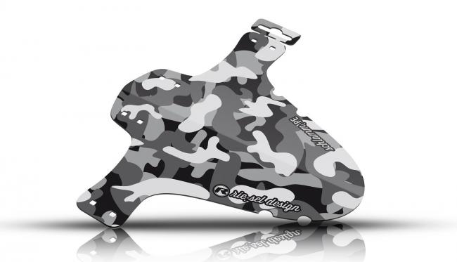 Błotnik RIESEL schlamm:PE camo